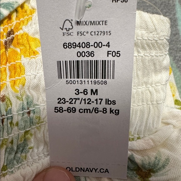 Old Navy White and Yellow Floral Baby Romper - Picture 5 of 5